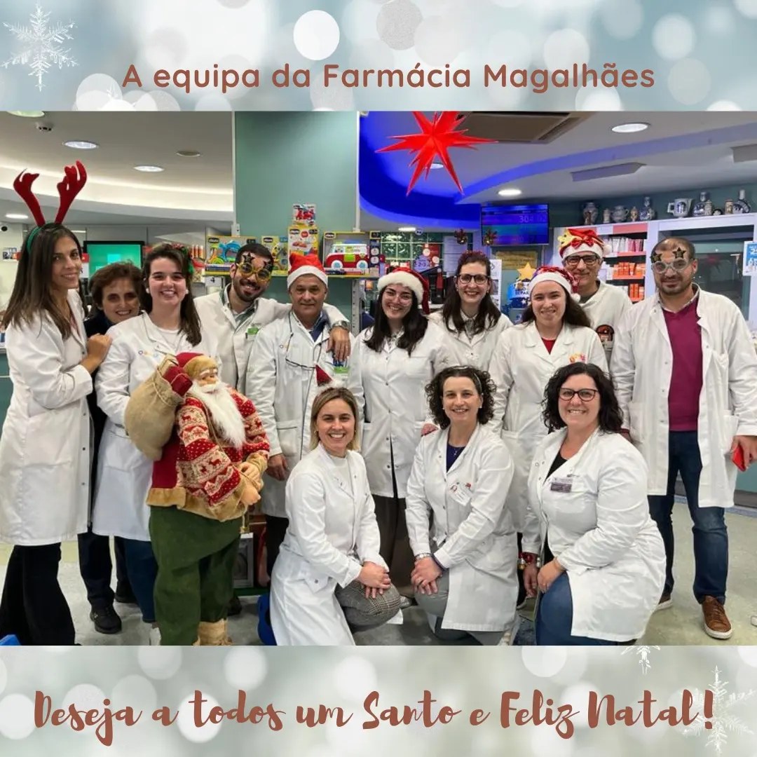 Farmacêuticos e técnicos da Farmácia Magalhães em Alcobaça